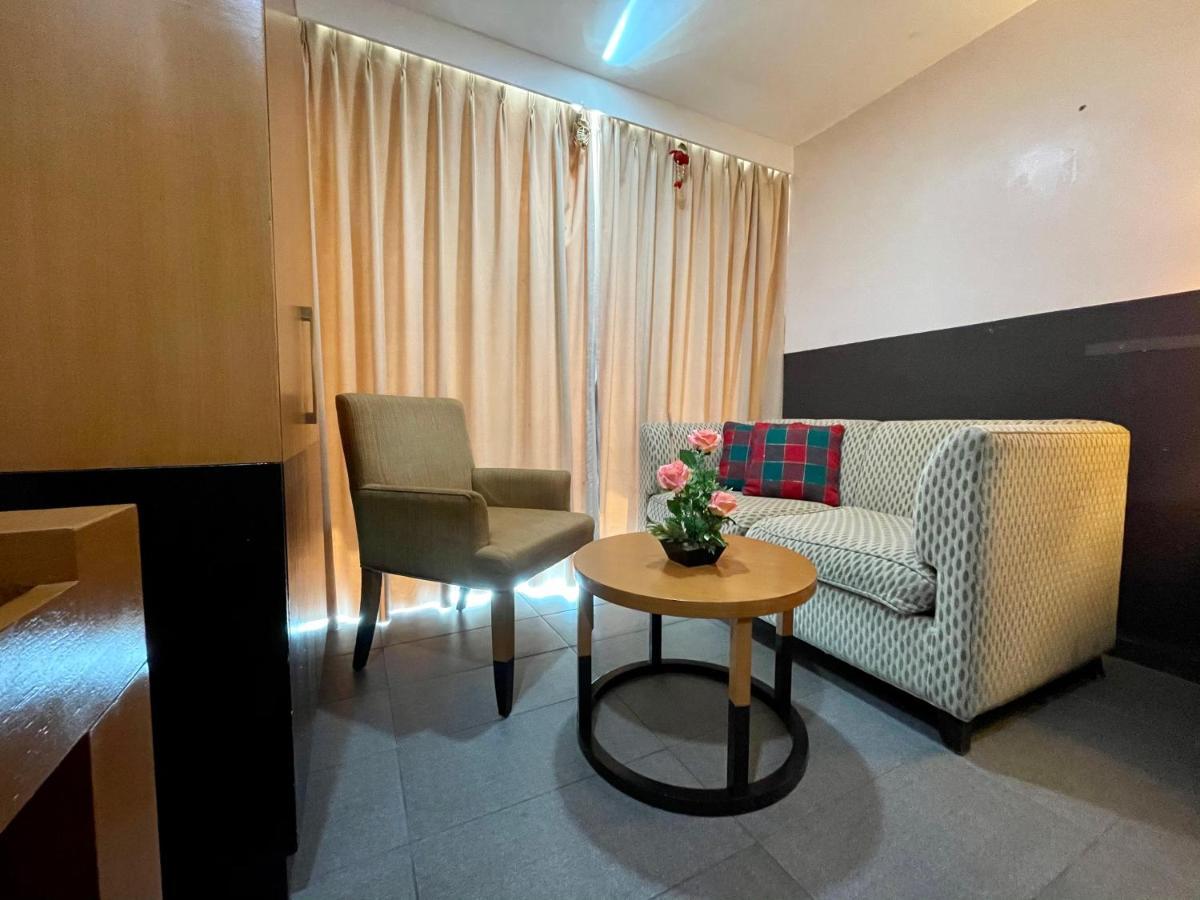 One Tagaytay Place Private Residences Tagaytay City Dış mekan fotoğraf