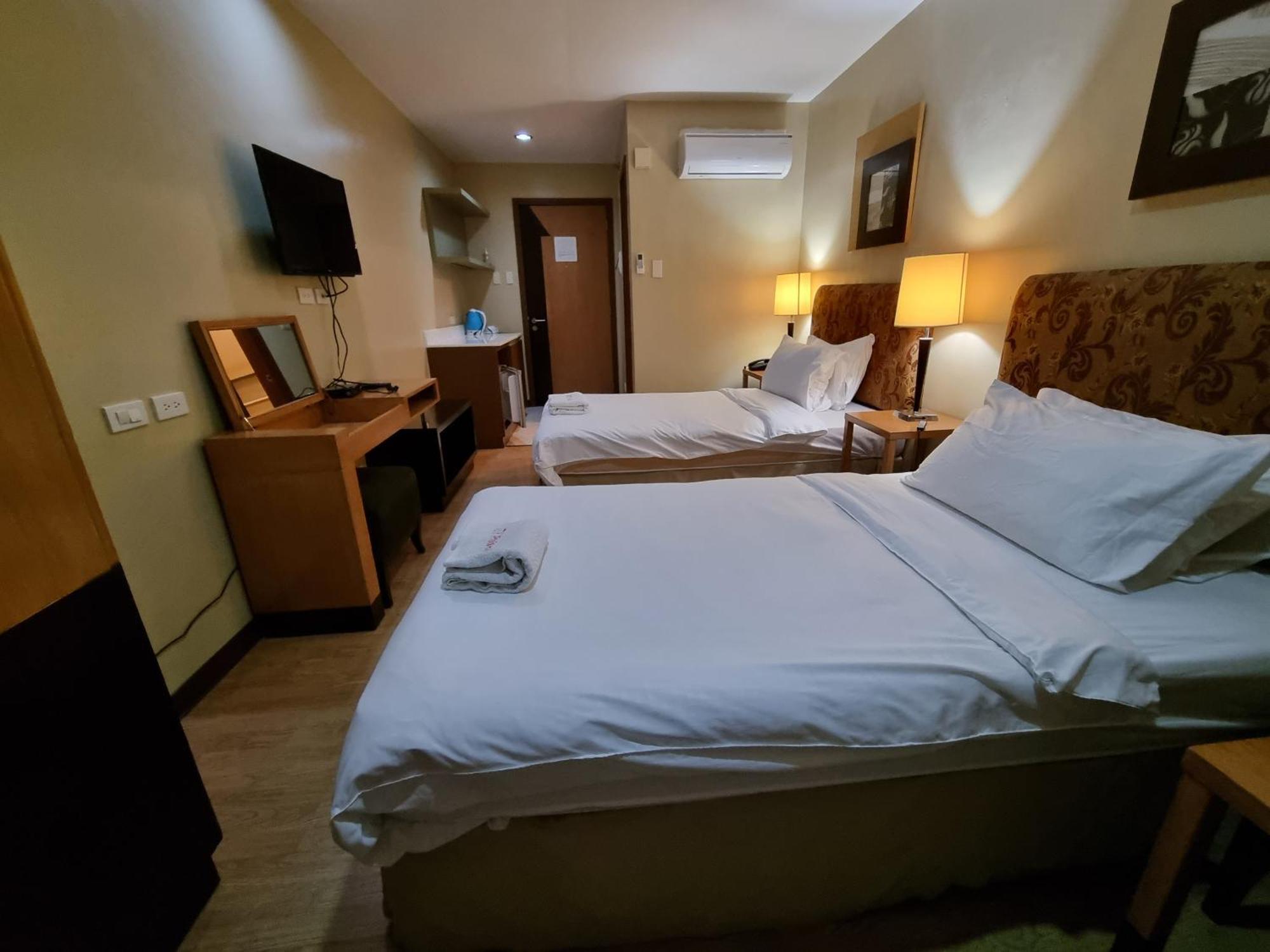 One Tagaytay Place Private Residences Tagaytay City Dış mekan fotoğraf